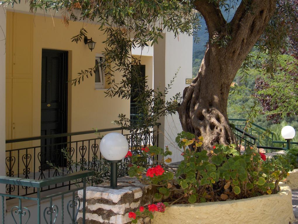 Marilena Hotel Ipsos Exterior photo