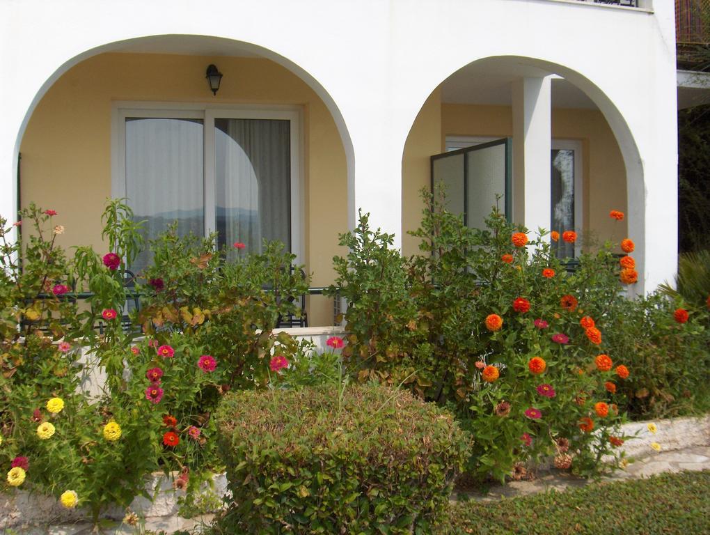 Marilena Hotel Ipsos Room photo
